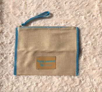 Clarins – Jolie pochette d'été _ Enjoy Summer