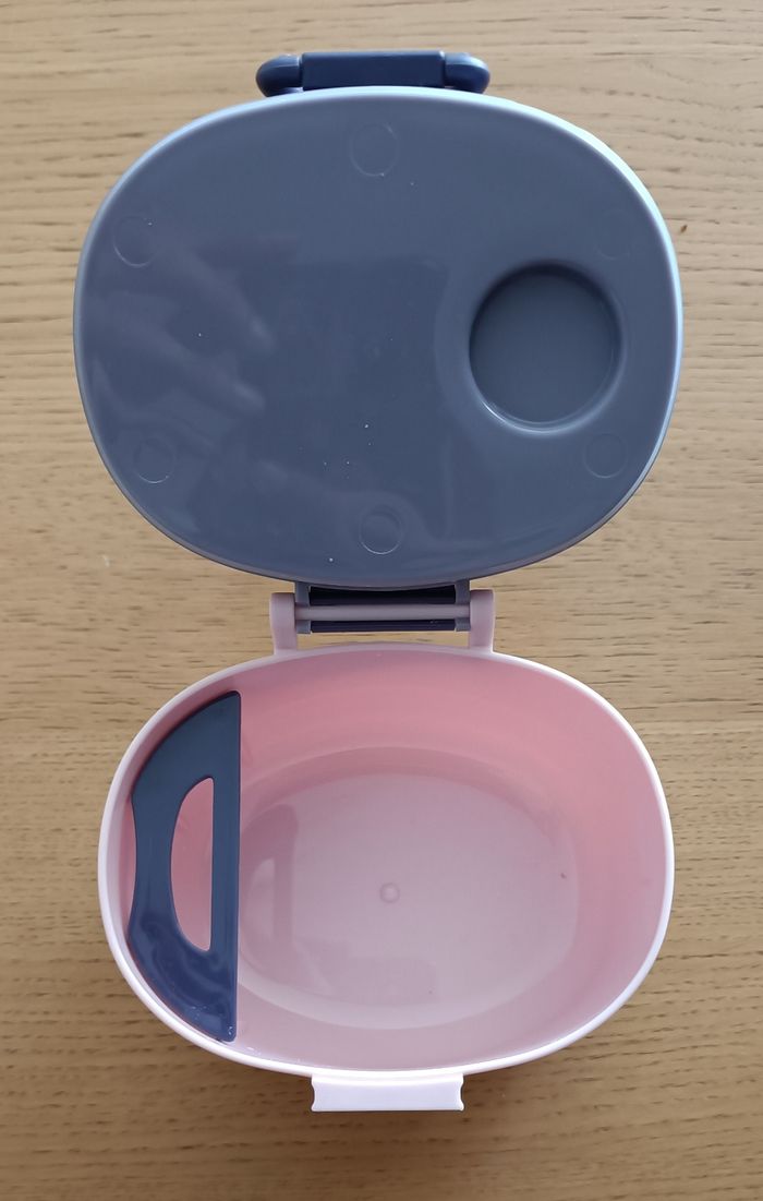 Boîte à lait de bébé de voyage 330ml rose et bleu avec cuillère doseuse - photo numéro 4