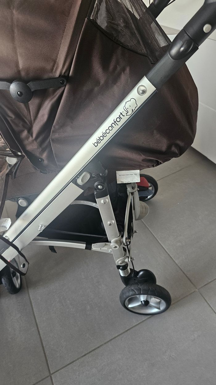 Pousette bebe confort loola nacelle et habillage pluie - photo numéro 2