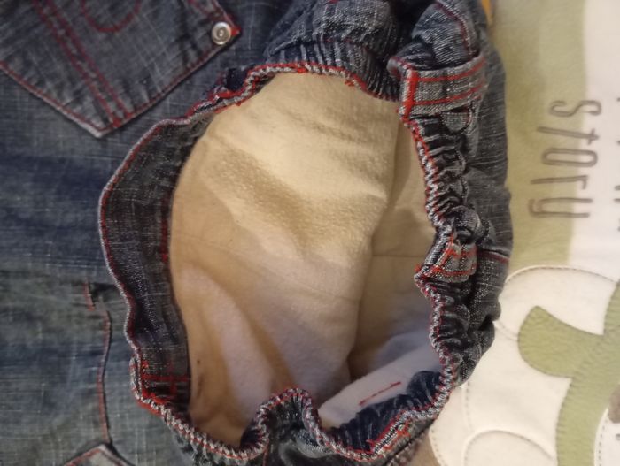 Lot 1 sweat et un jean    1. An - photo numéro 3