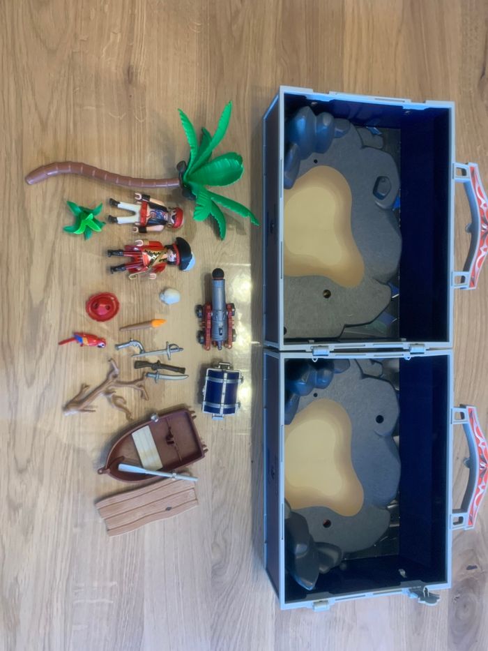 Playmobil set 5347 - Île au trésor - Mallette transportable - photo numéro 2