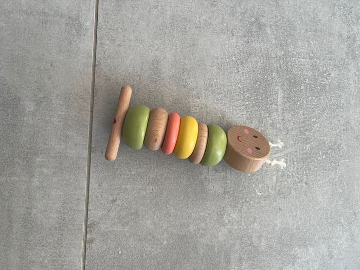 Chenille en bois - photo numéro 2