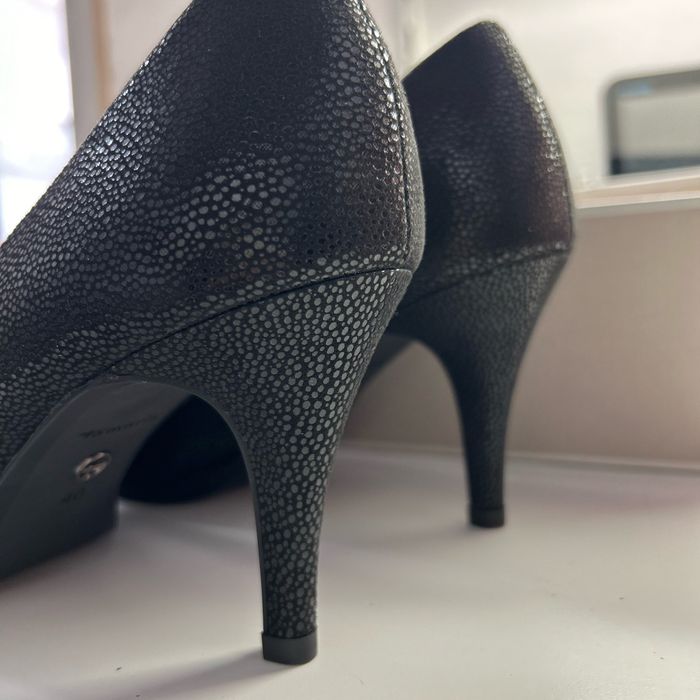 Escarpins Tamaris neufs - photo numéro 4