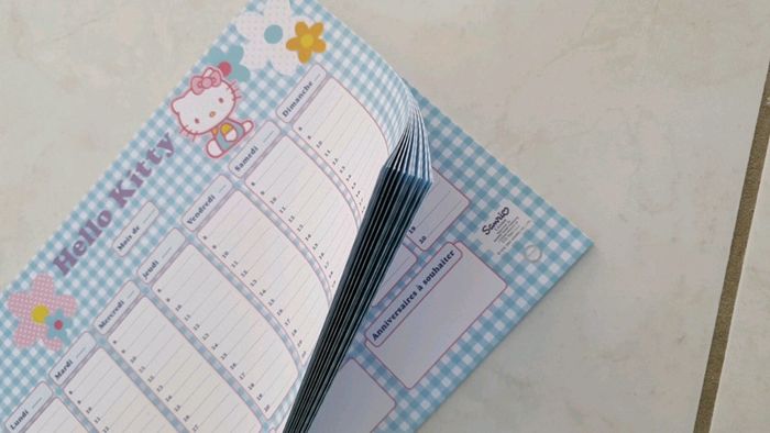 Sous main hebdomadaire Hello kitty VIN - photo numéro 3