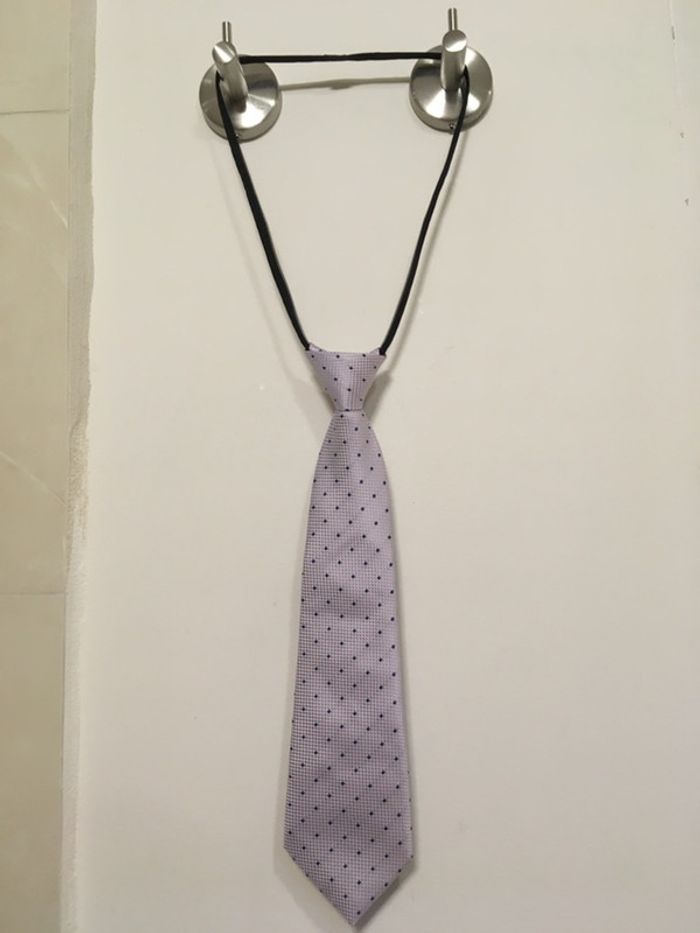 Cravate rosé à carreaux pour enfants 👶