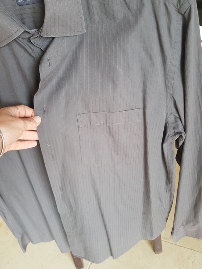 Chemise grise à fines rayures - photo numéro 5