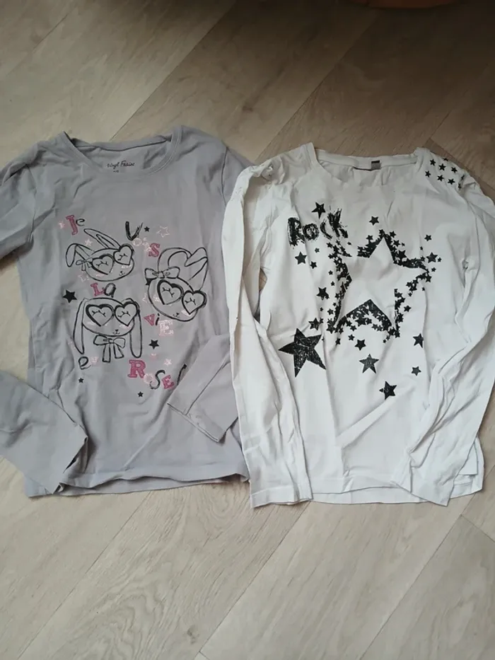 Lot 2 tee-shirt manches longues et pull