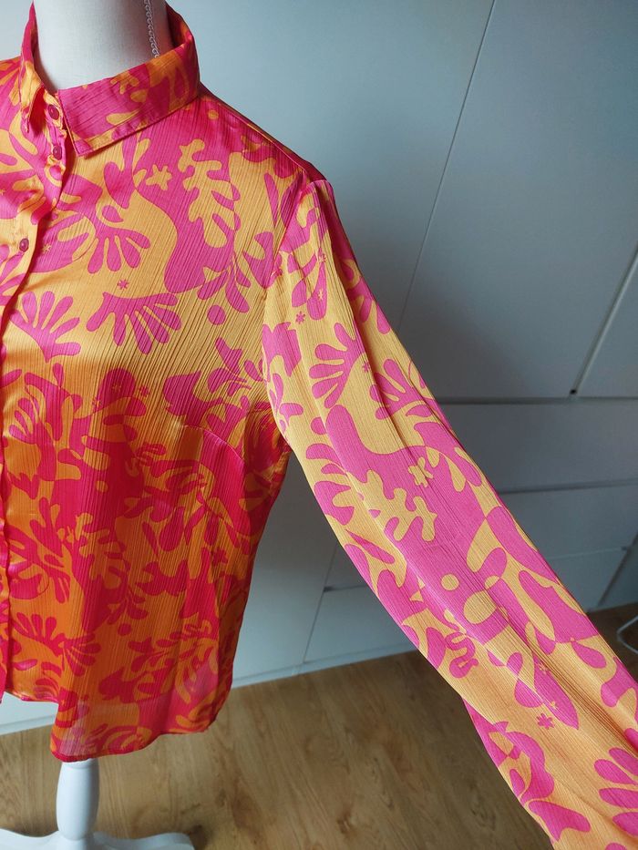 Jolie chemise légèrement satinée - photo numéro 3