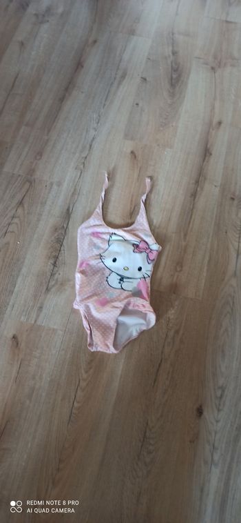 Maillot de bains hello kitty 10 ans