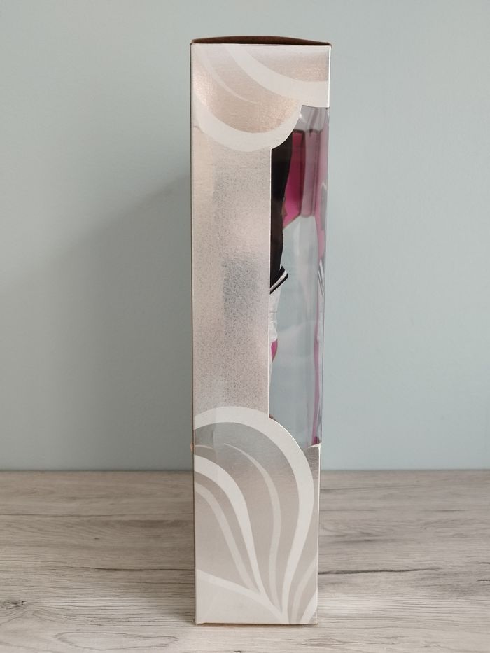 Barbie Bob Mackie Christie 45e anniversaire - photo numéro 3