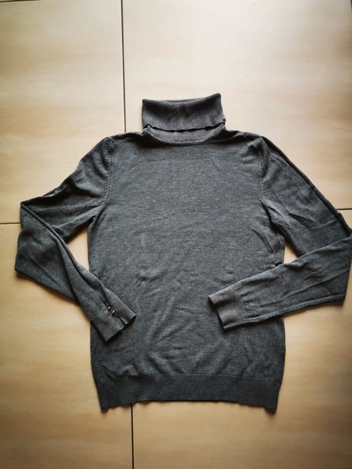 Pull gris col roulé camaïeu 36