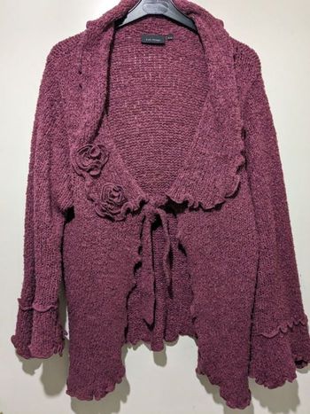 Magnifique gilet Kiabi Woman violet. Taille 46/48