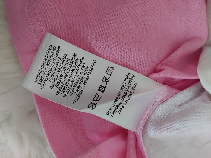 Tee-shirt fille Gabby’s Dollhouse neuf ,5 ans - photo numéro 3