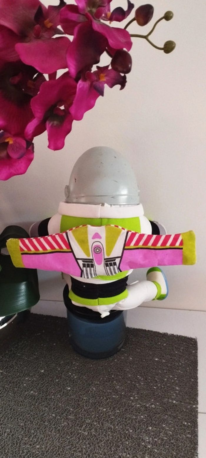 Buzz l'éclair - photo numéro 6