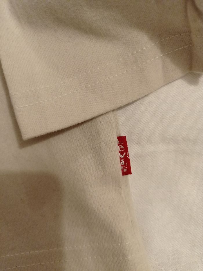 Pull manches longues couleur crème taille 8 ans marque Levi's voir photos super jolie - photo numéro 2