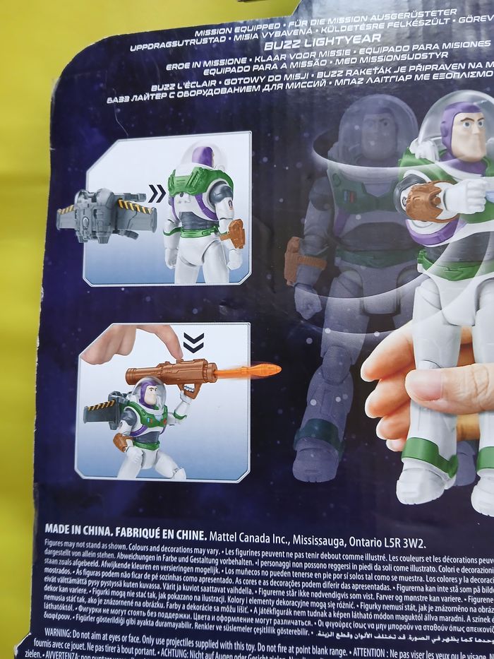 Figurine Buzz l'éclair avec son équipement  Disney Pixar MATTEL - photo numéro 4