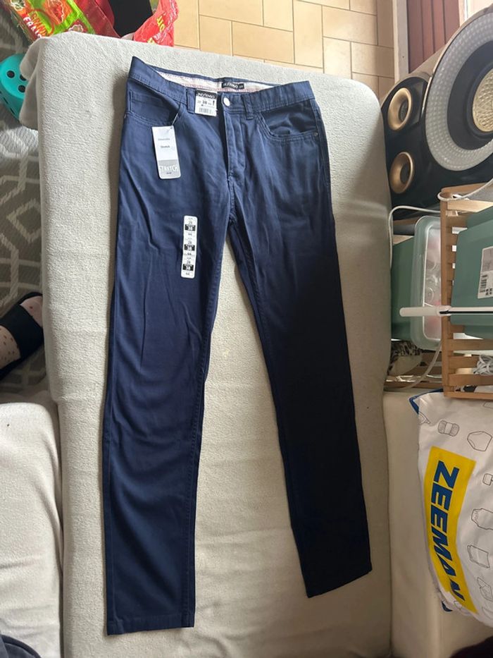 Chino homme in extenso neuf avec étiquette