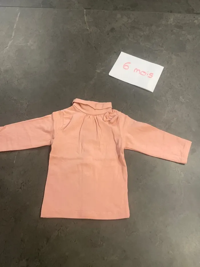 Pull col roulé