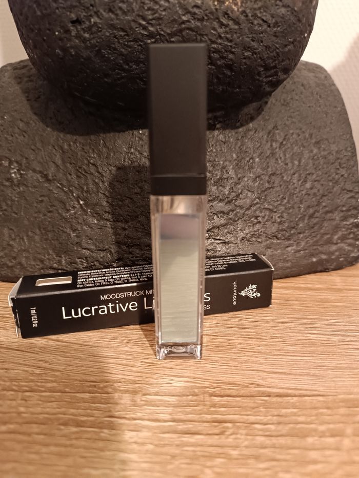 Gloss lucrative neuf - photo numéro 4