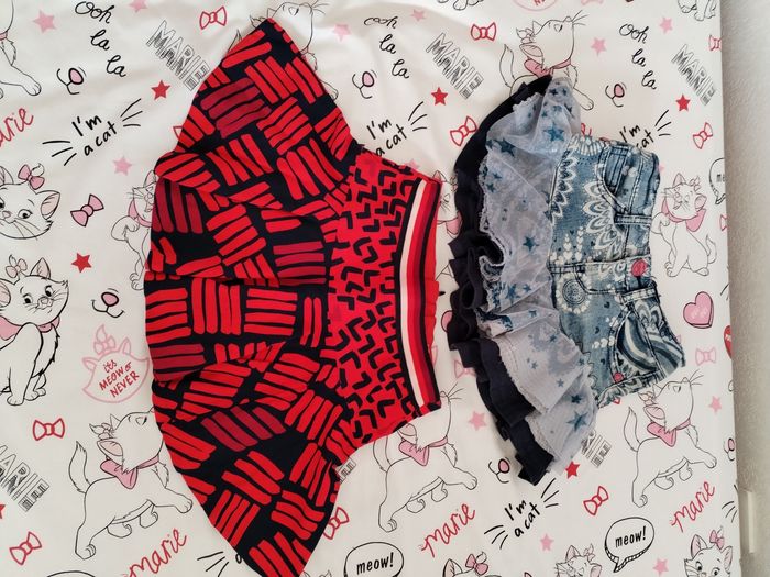 Lot 2 jupes desigual, catimini taille 4 ans