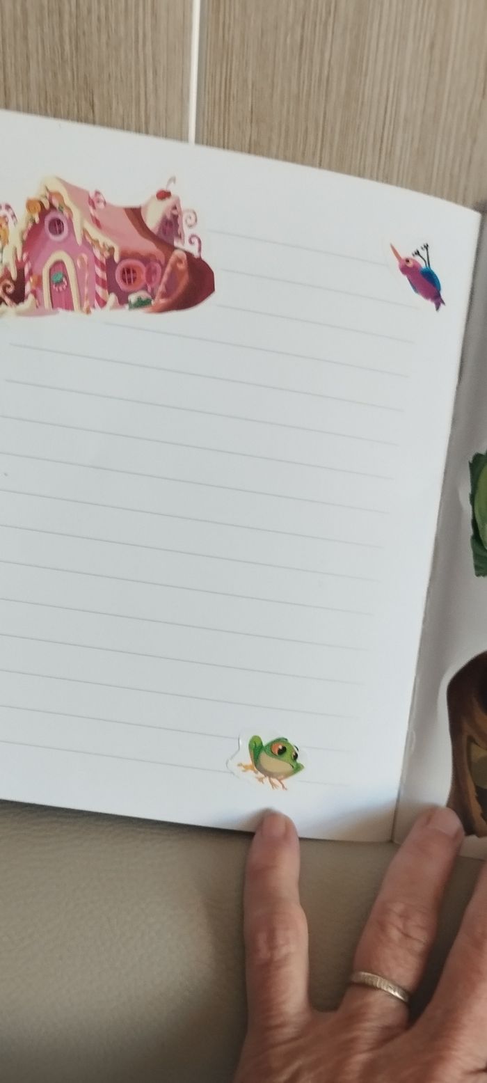 Hansel et Gretel livre avec stickers - photo numéro 5