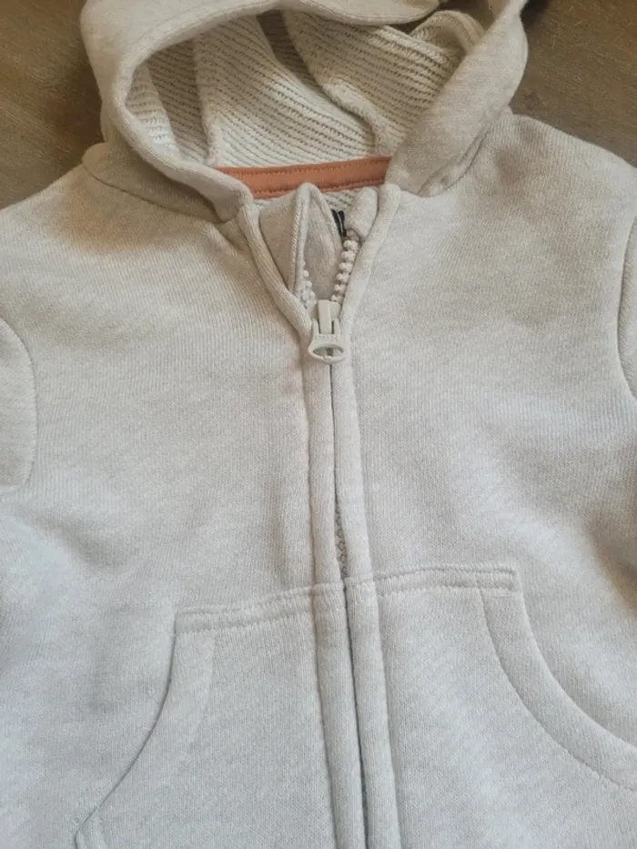 Gilet beige 3 mois neuf kiabi - photo numéro 2