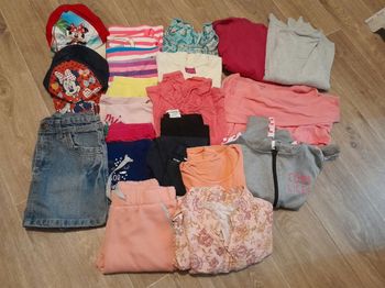 Lot vêtements taille 8 ans