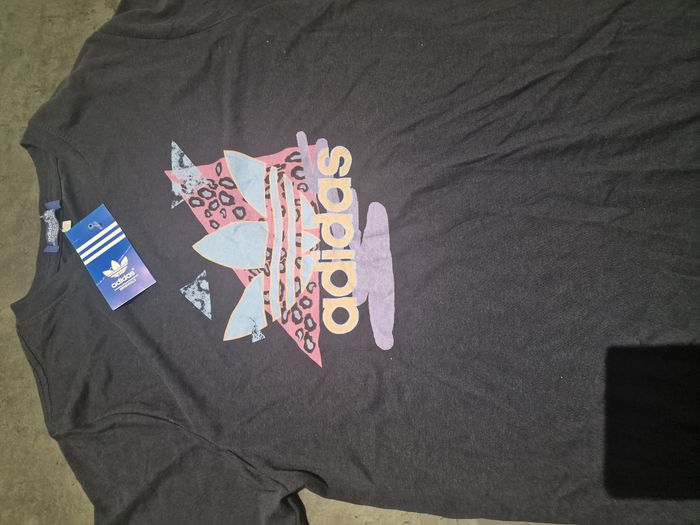 T-shirt adidas - photo numéro 2
