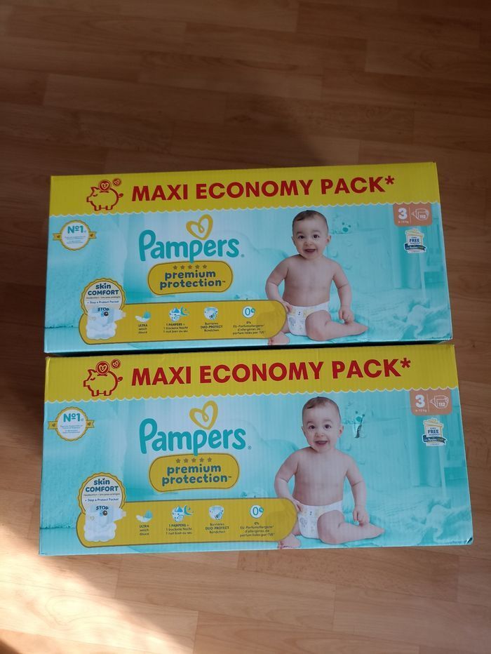2 cartons couches Pampers premium protection T3  taille 3