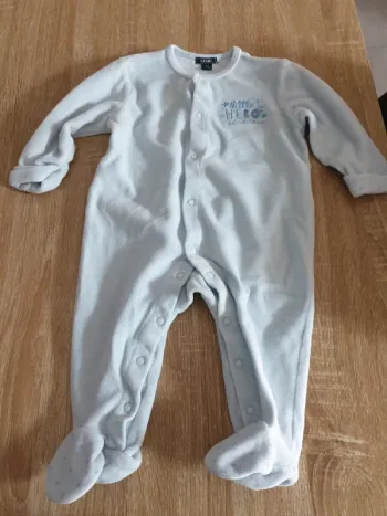 Pyjama 1 pièce Kiabi 6 mois