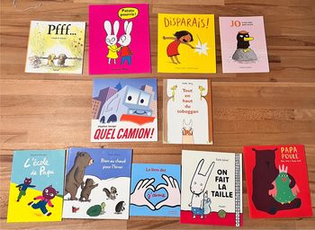 Lit de 10 livres maternelle école des Max / école des loisirs