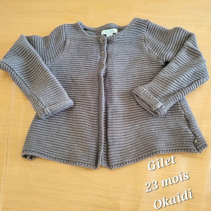 Gilet okaidi 23 mois
