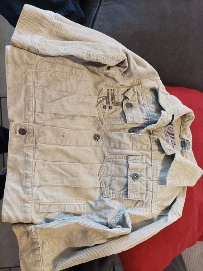 Veste velours côtelé beige et doublure polaire capuche Okaïdi 4ans