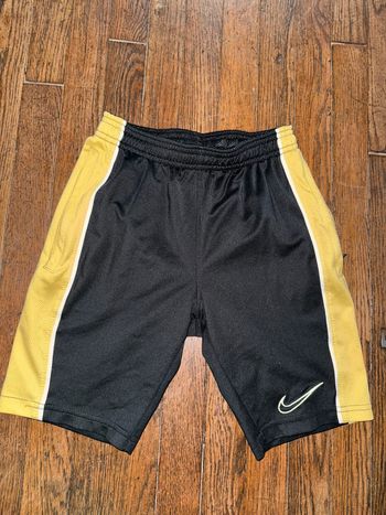 short Nike 9 ans