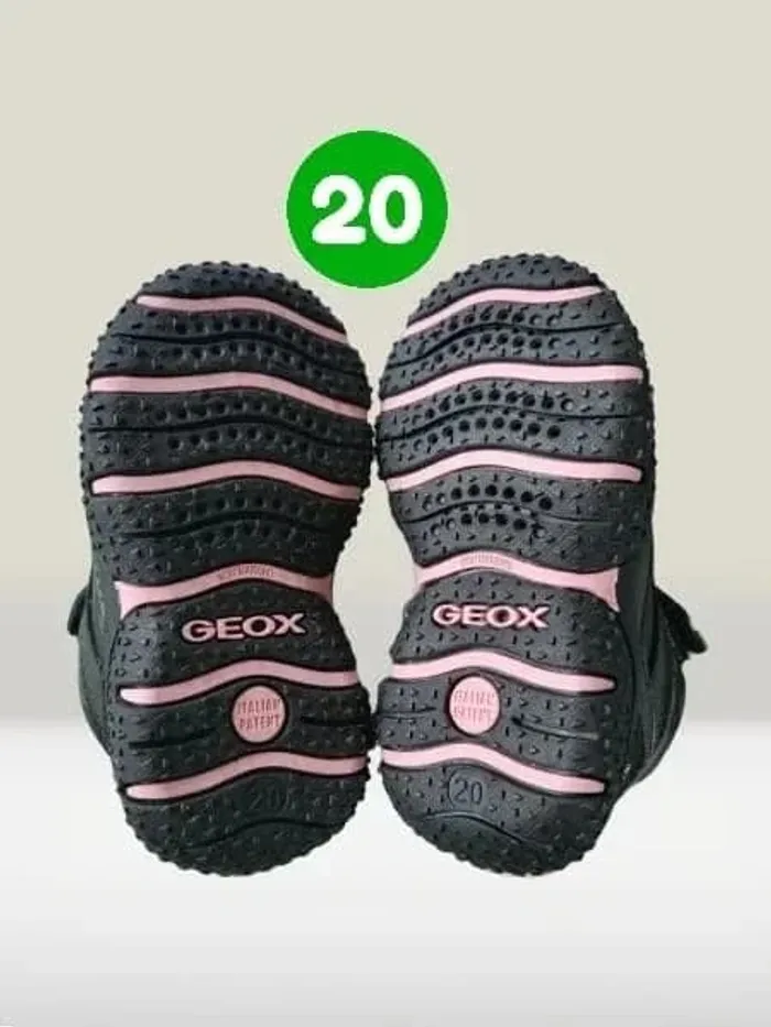 Chaussures montantes Geox, pointure 20, neuves - photo numรฉro 5