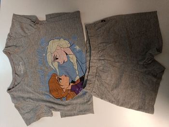 Pyjama la.reine des neiges 2 5 ans