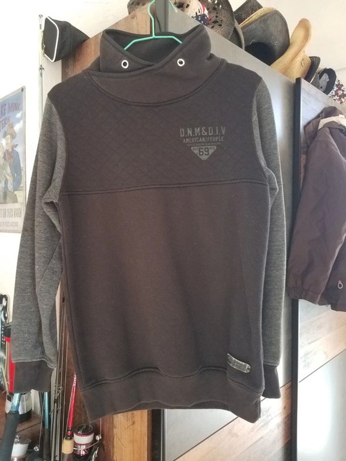 Sweat à grand col