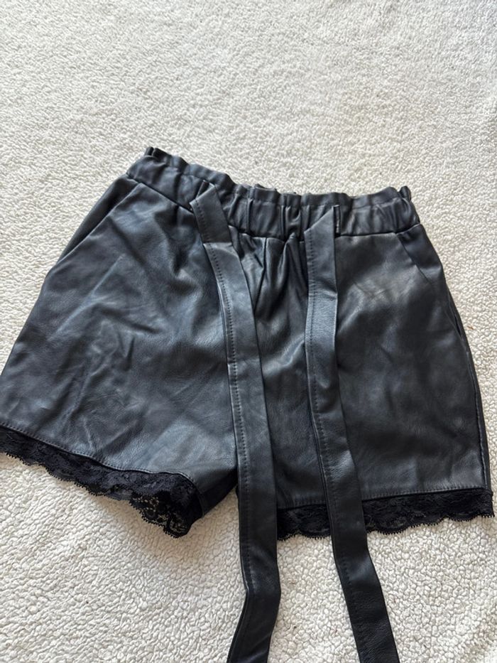 Short Made in Iltaly taille S/M