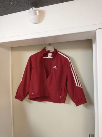 Veste de survêtement adidas taille 8 ans