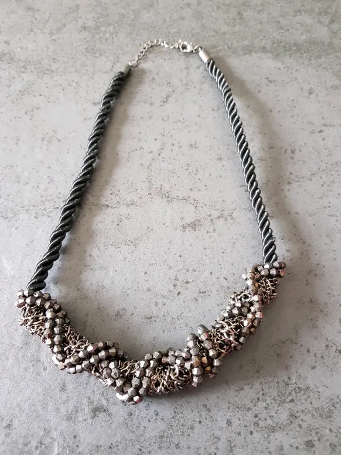 Collier fantaisie - photo numéro 4