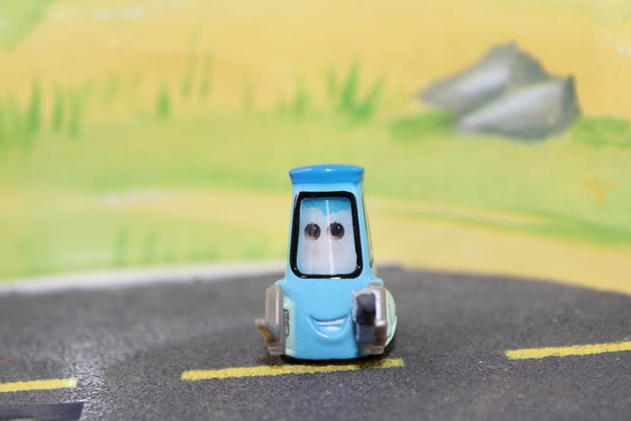 Disney Pixar cars Guido - photo numéro 8