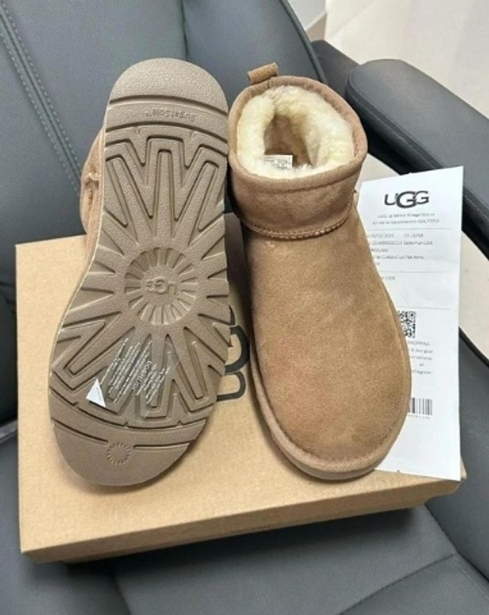 Neu. Ugg mini Snow boots - photo numéro 4
