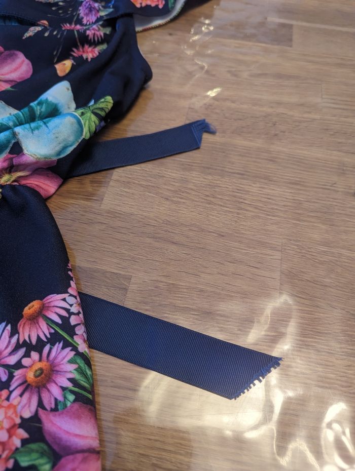 Combishort fille environ 10 ans - photo numéro 7