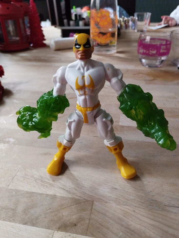 Héro Masher Iron fist Marvel Hasbro