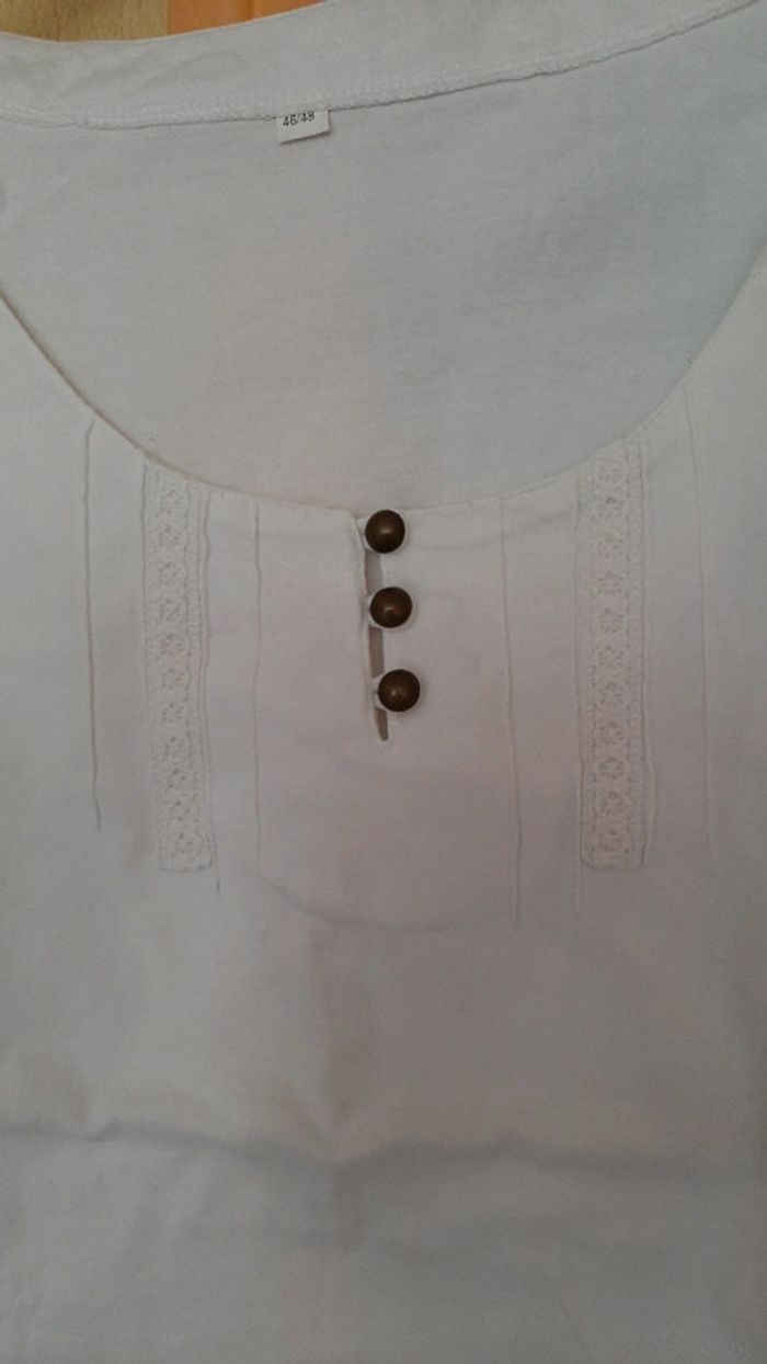 T-shirt femme taille 46 48 - photo numéro 2