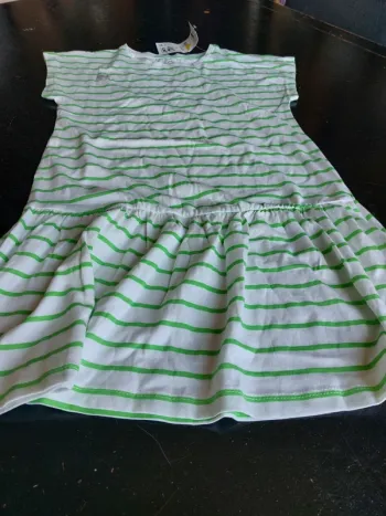 Robe lignée tex 5 ans neuve