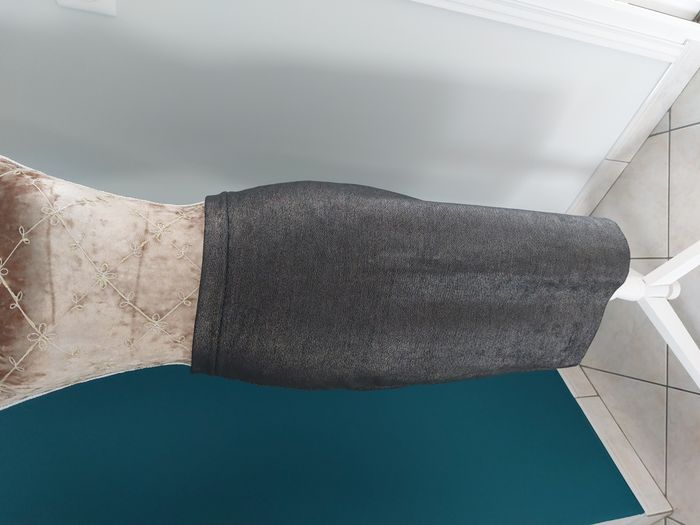 Jupe crayon Zara Trafaluc gris brillant taille M - photo numéro 2