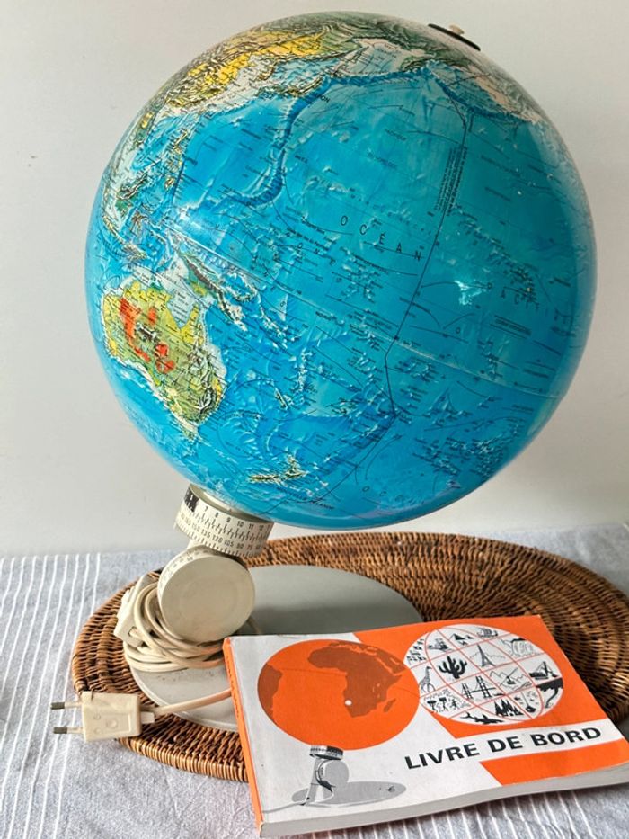 Globe terrestre lumineux vintage - photo numéro 5