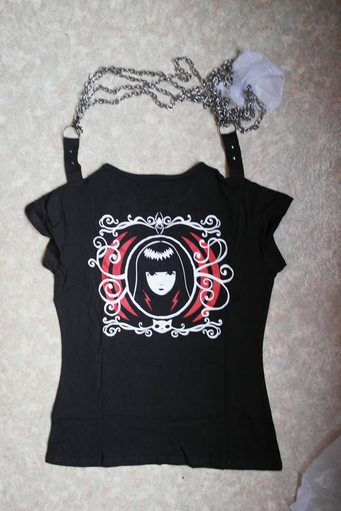 T-shirt Emily the Strange - taille M - photo numéro 5