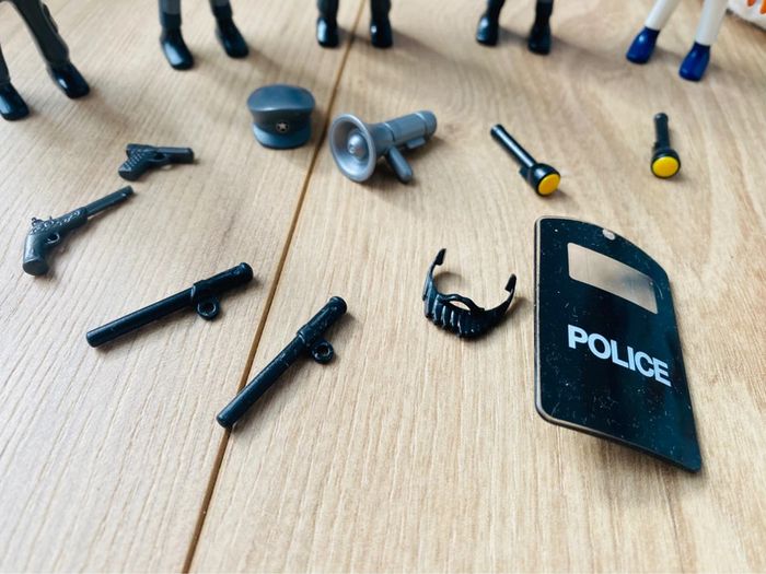 Lot playmobil Policier - photo numéro 4
